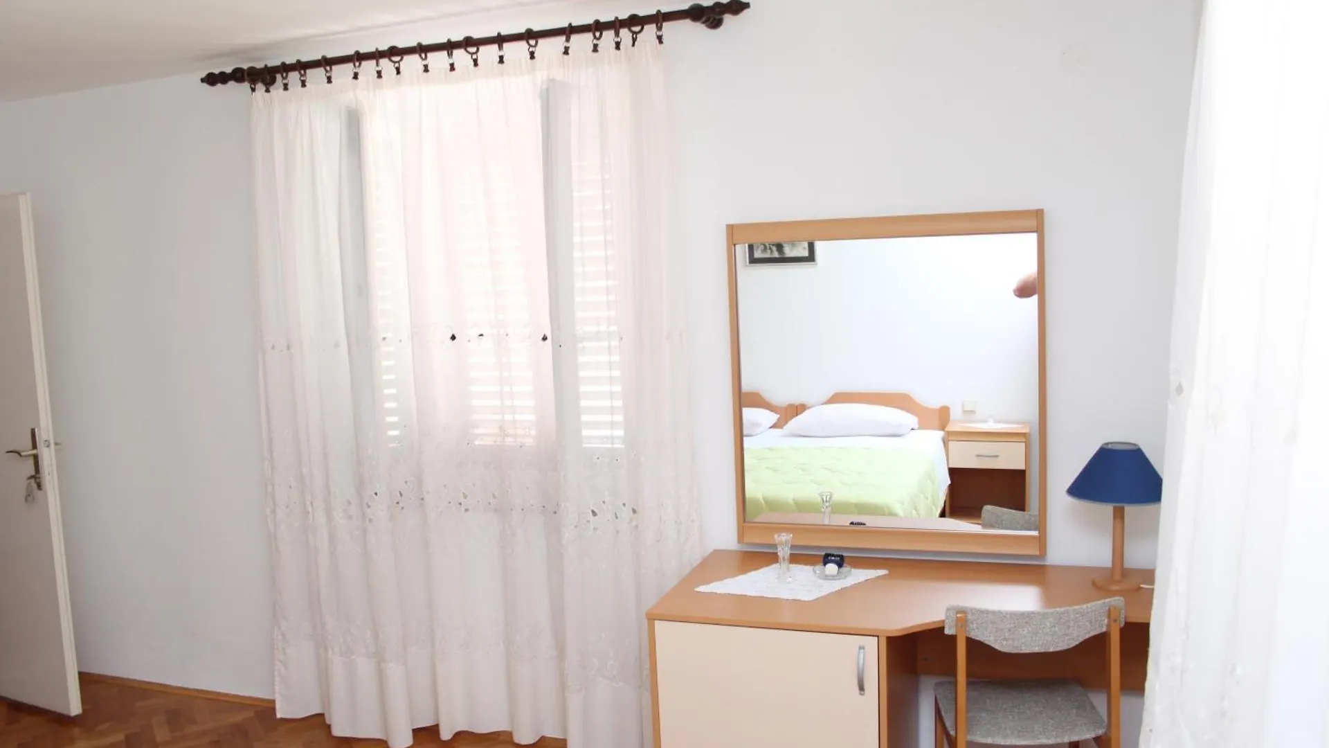 Apartments By The Sea Vinjerac, Zadar - 14640 Posedarje Croatia